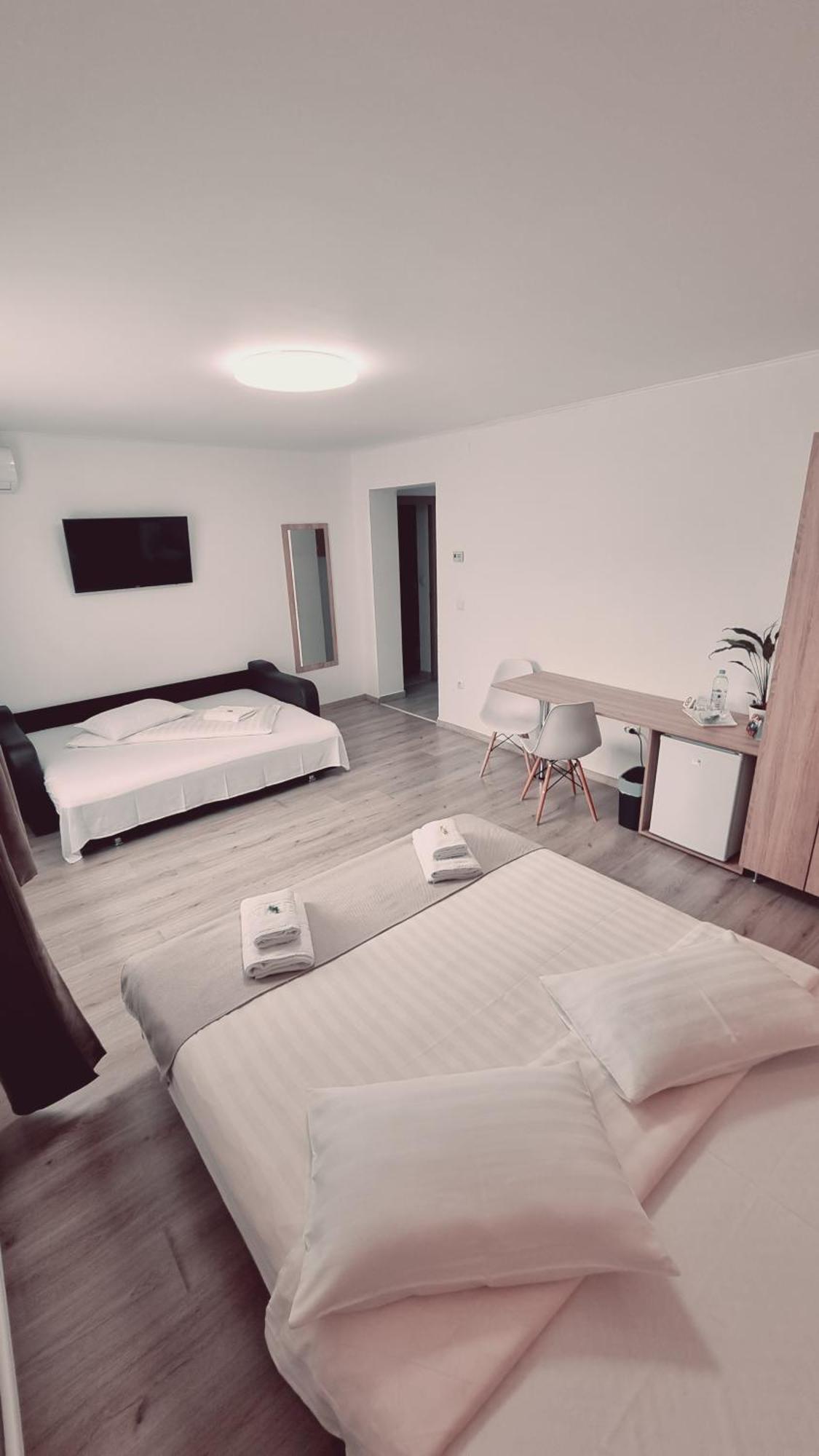 Lindenhaus Hotel Sibiu Bilik gambar