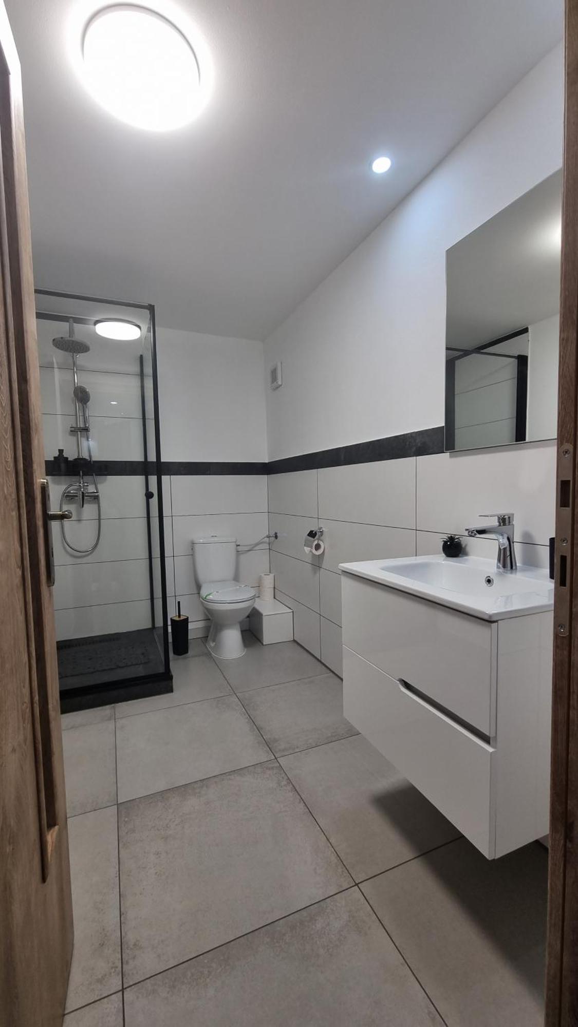 Lindenhaus Hotel Sibiu Luaran gambar